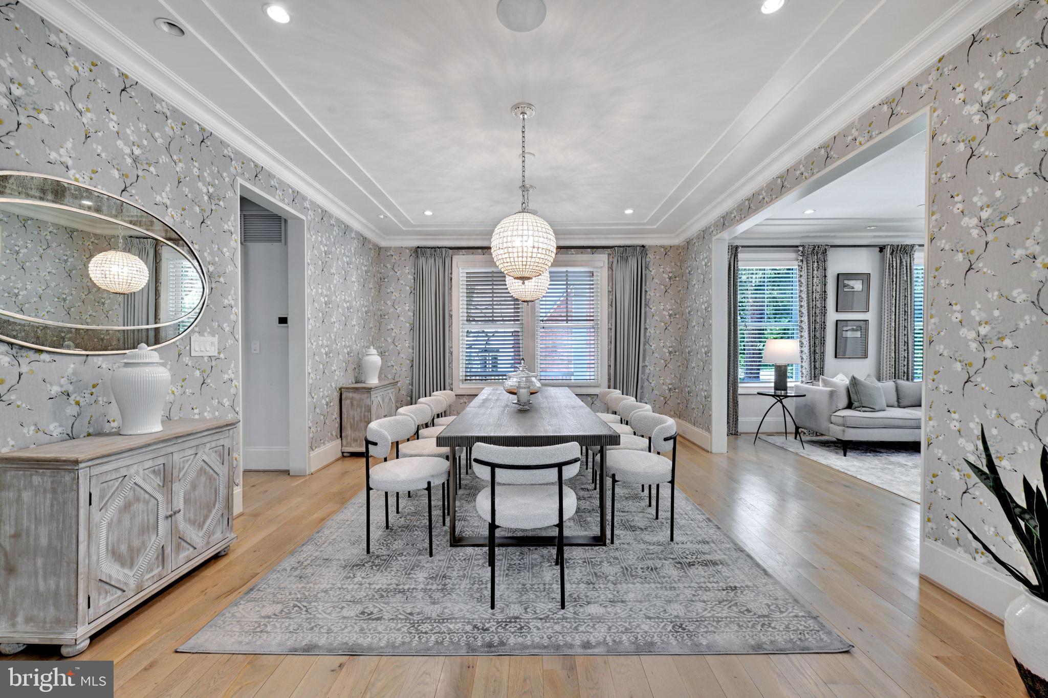 CHEVY CHASE - Residential