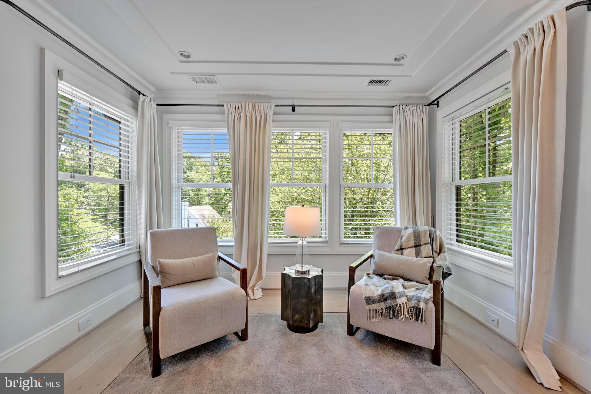 CHEVY CHASE - Residential