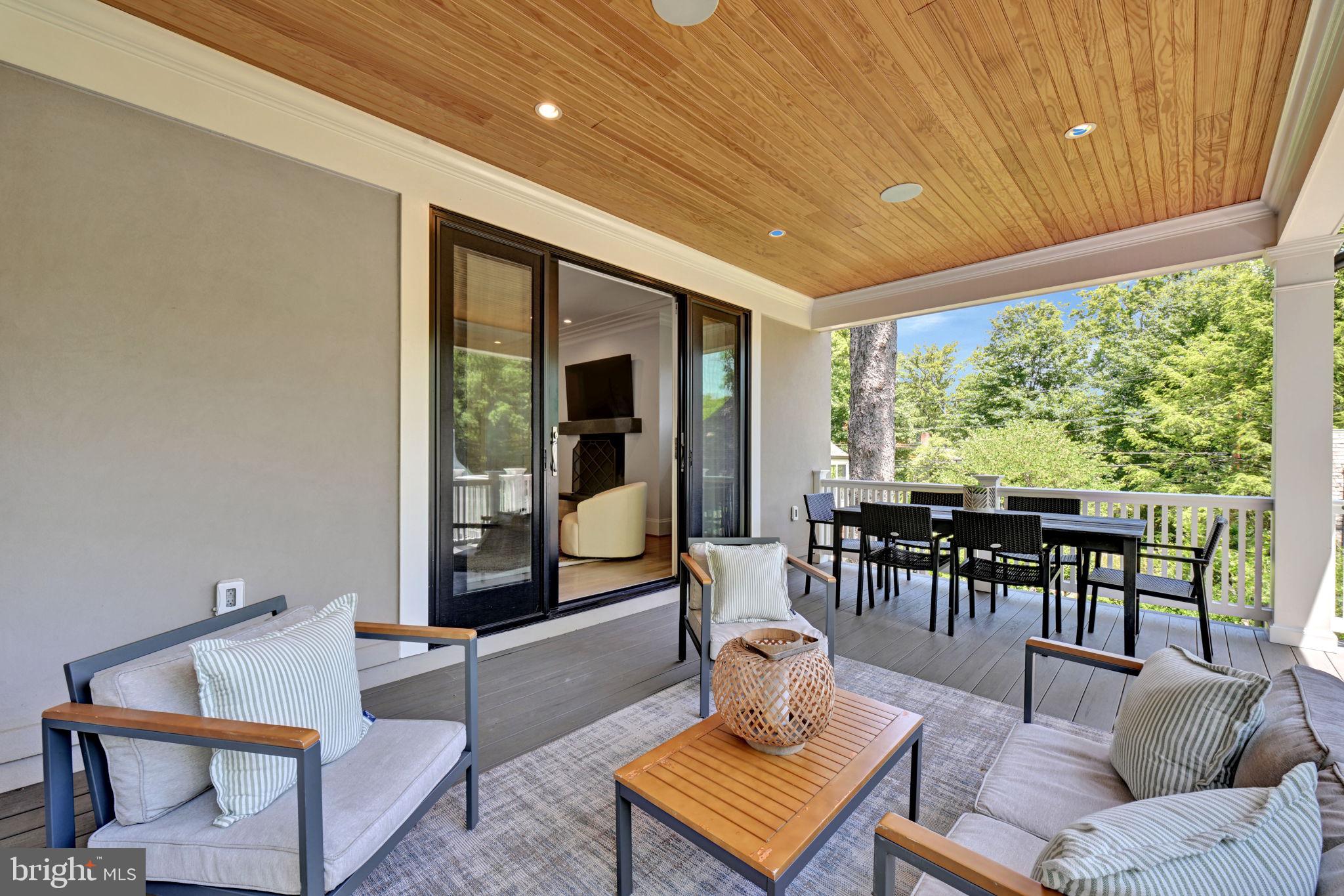 CHEVY CHASE - Residential