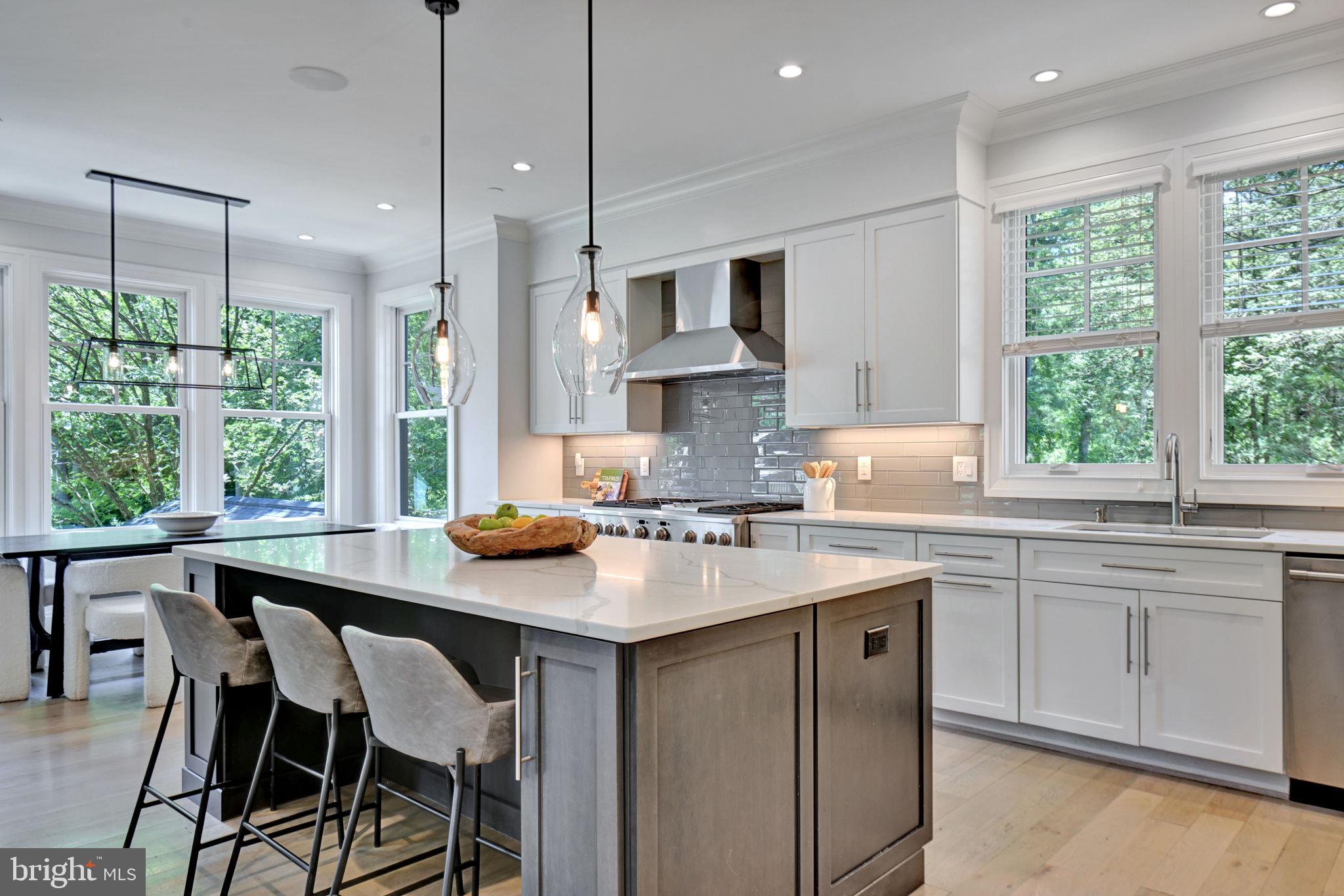 CHEVY CHASE - Residential