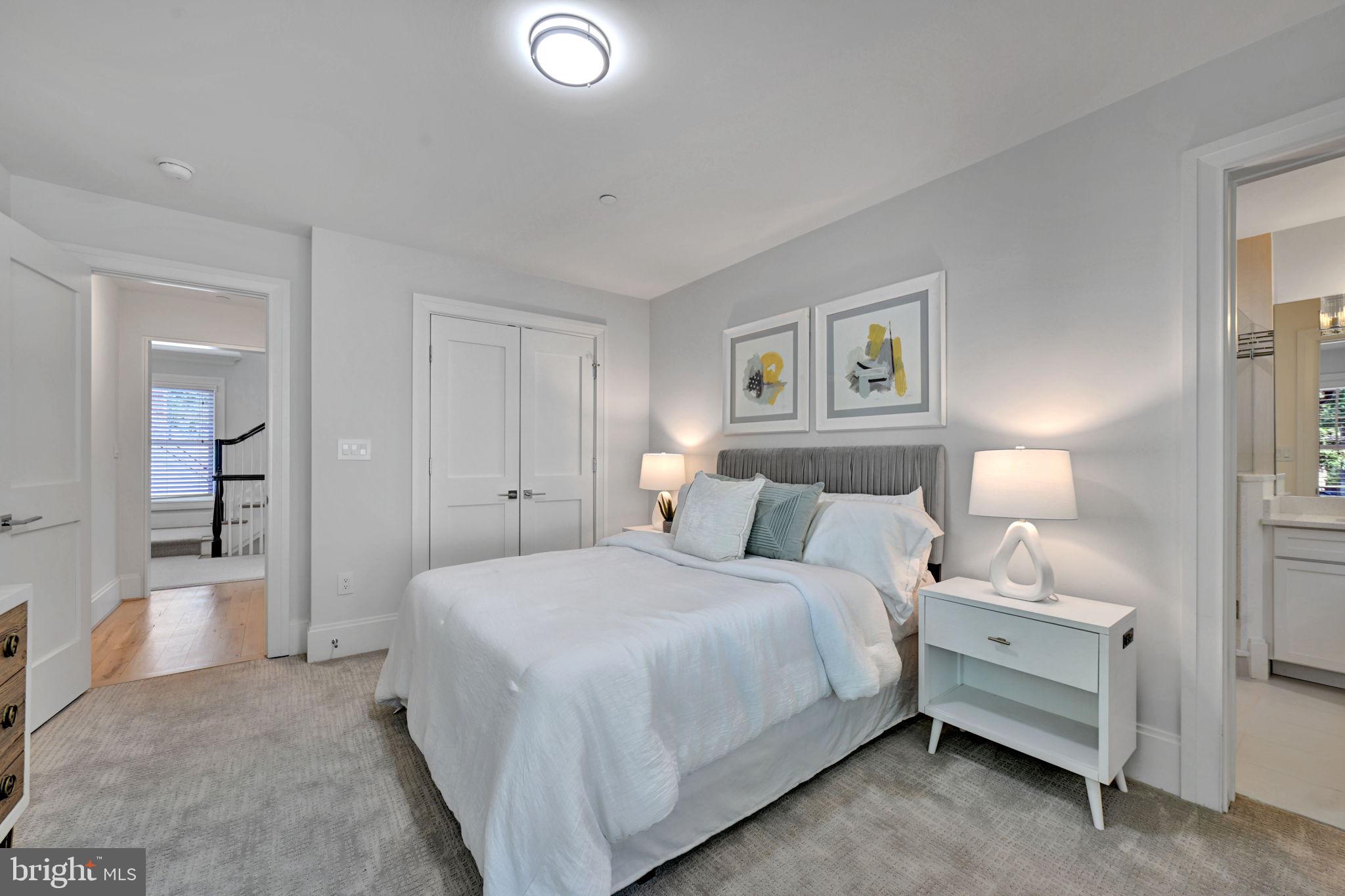 CHEVY CHASE - Residential