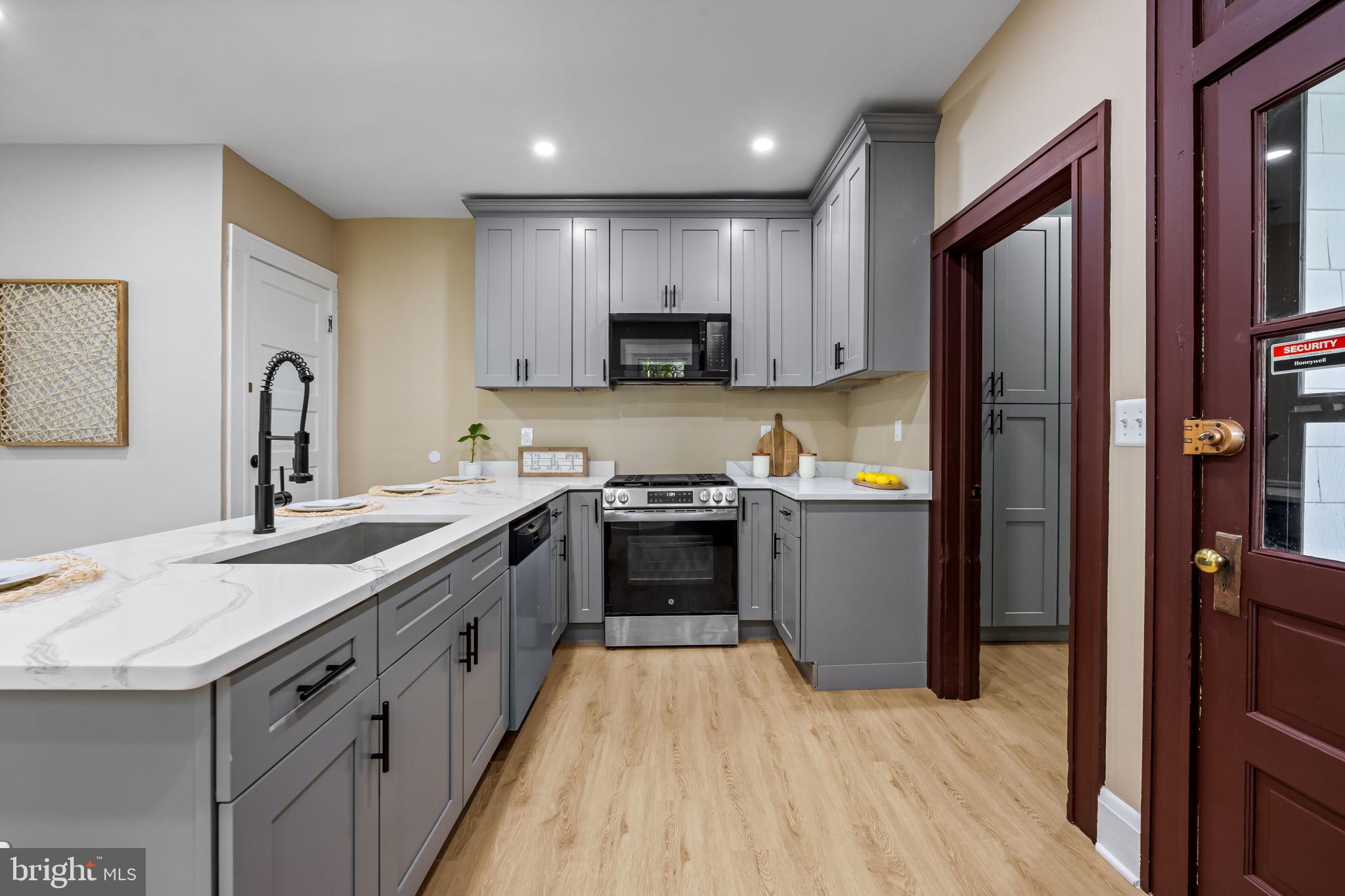 LINWOOD - Residential
