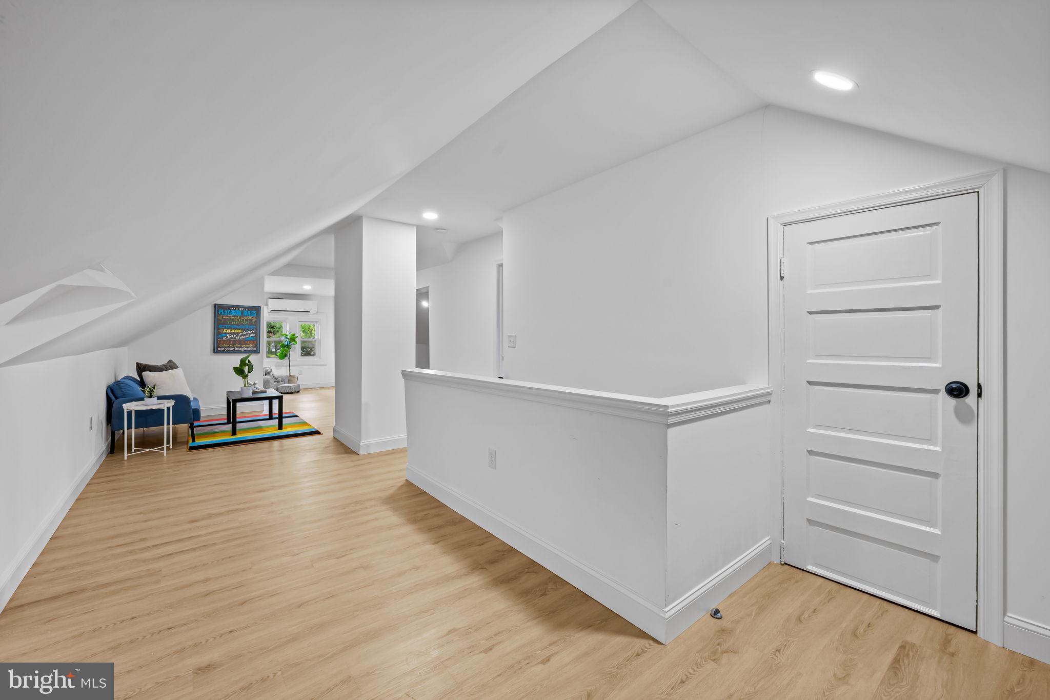 LINWOOD - Residential