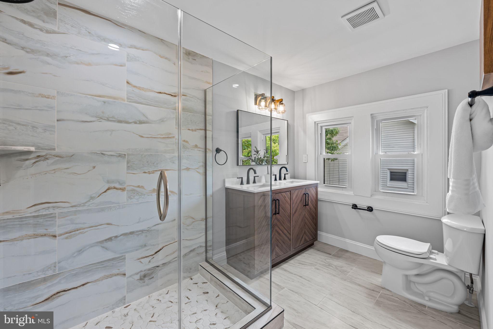 LINWOOD - Residential