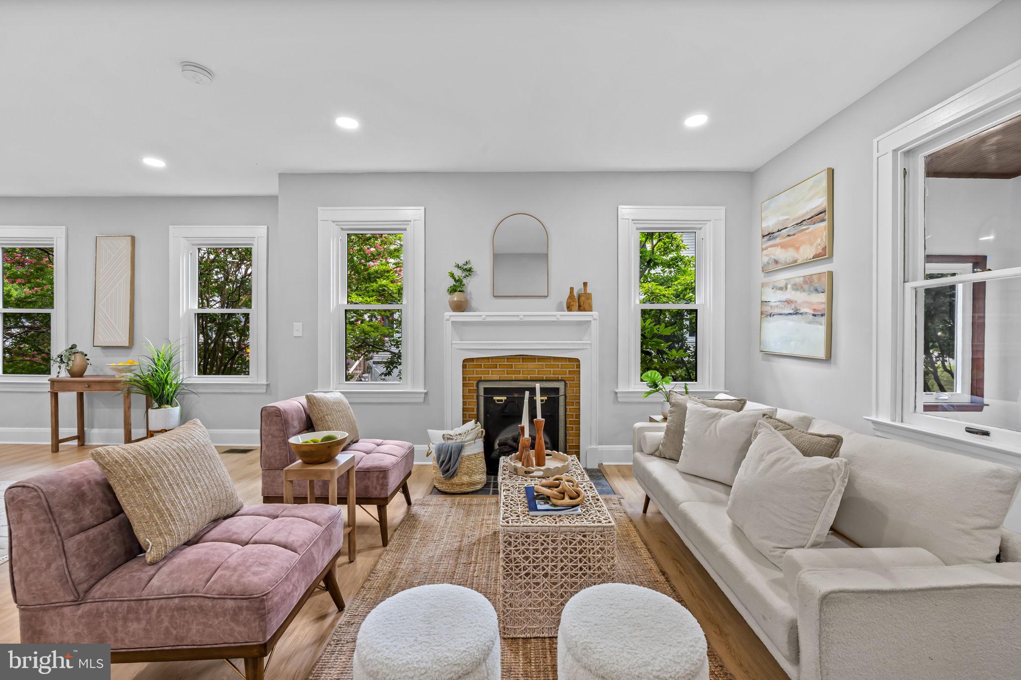 LINWOOD - Residential