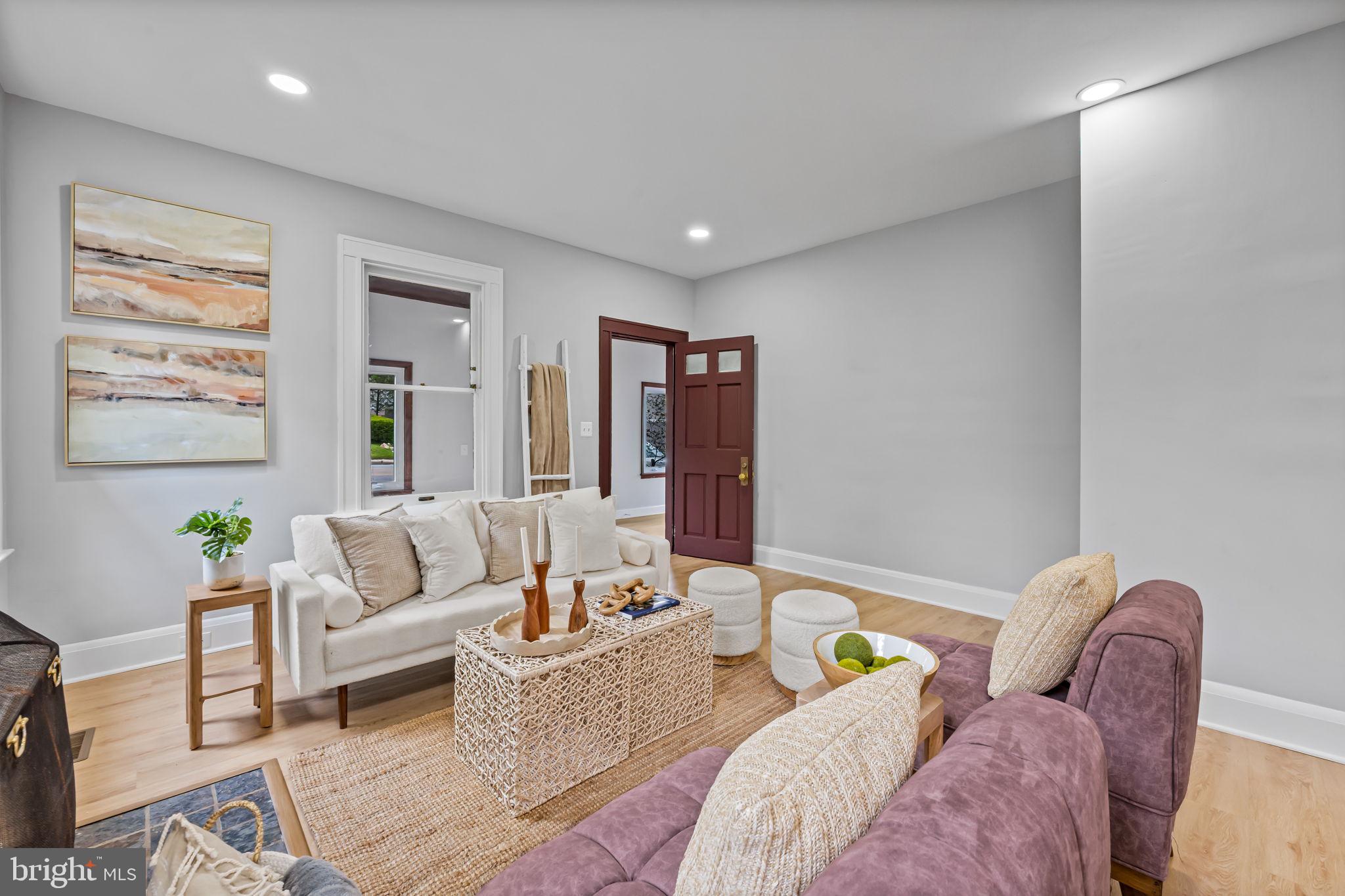 LINWOOD - Residential
