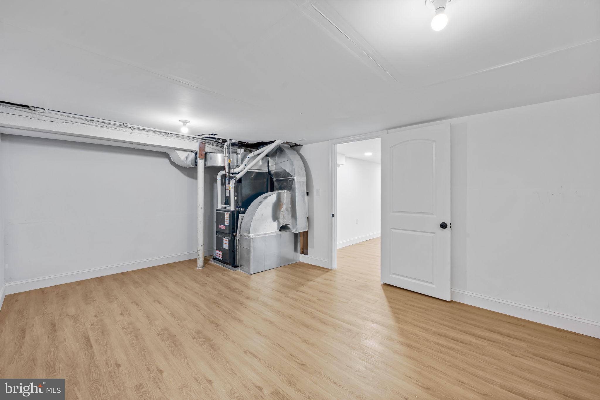 LINWOOD - Residential