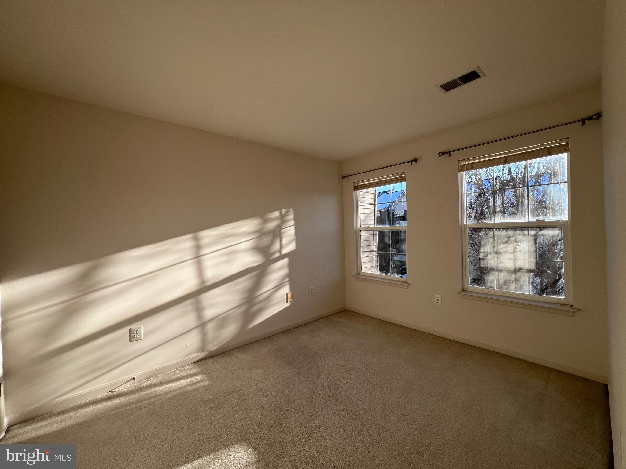 BELMONT STATION - Residential Lease