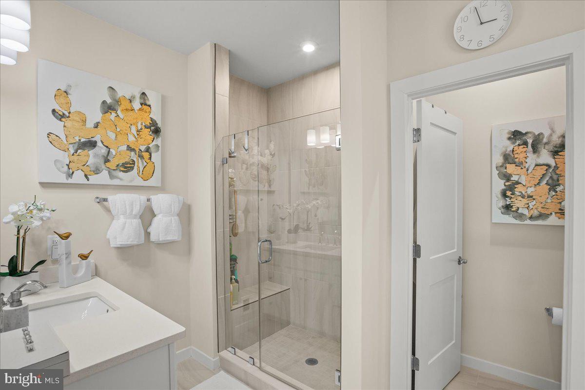 ASHBURN STATION - Residential