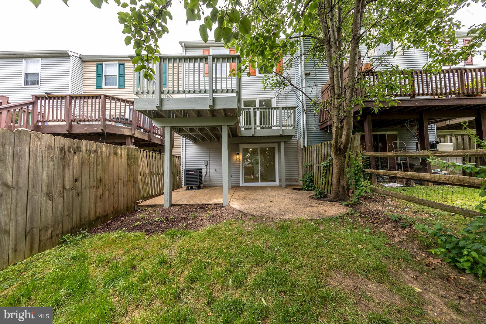 CONSTANT FRIENDSHIP - Residential