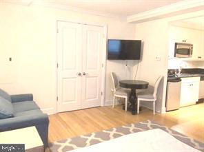RITTENHOUSE SQUARE - Residential