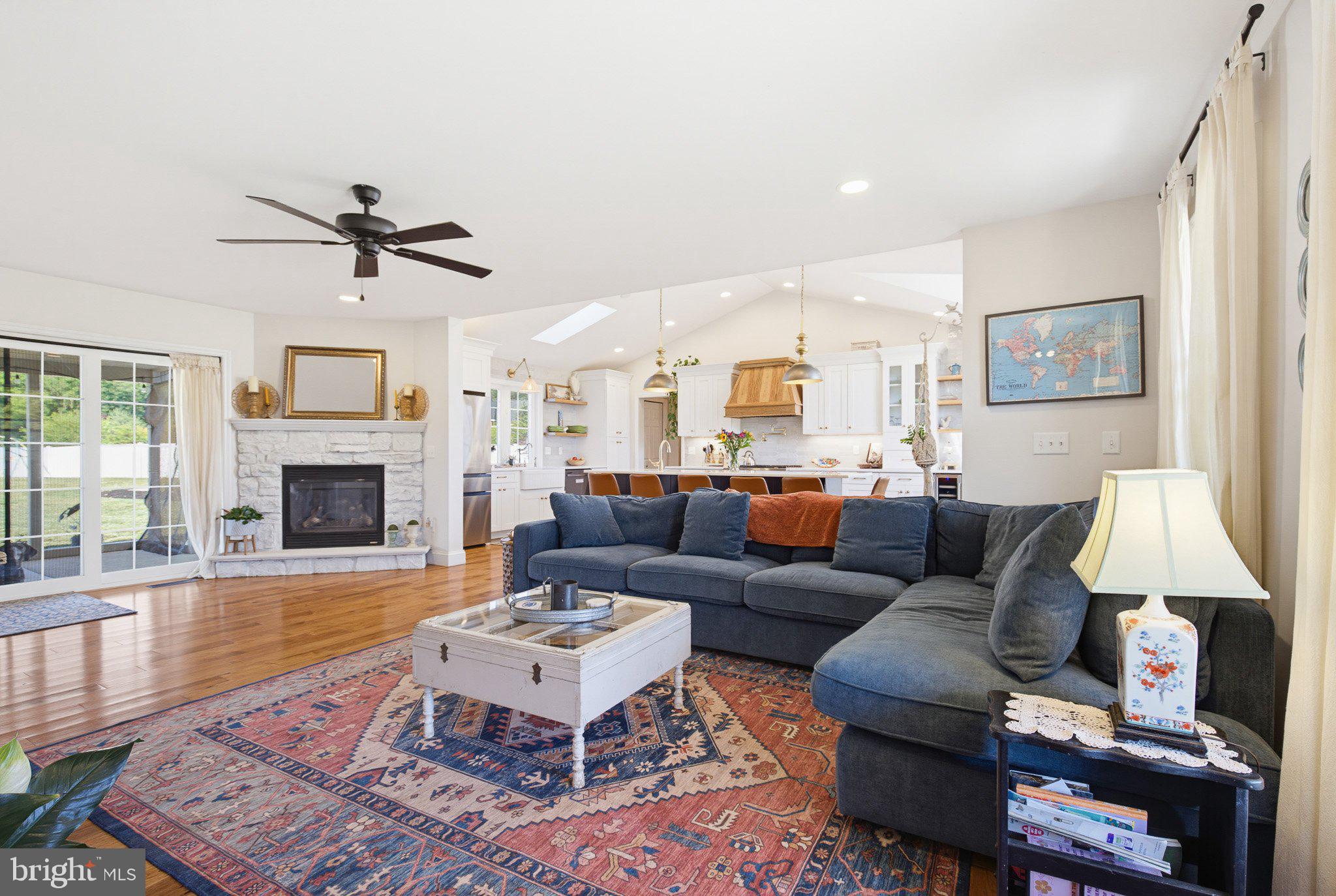 TANGLEWOOD MANOR N - Residential