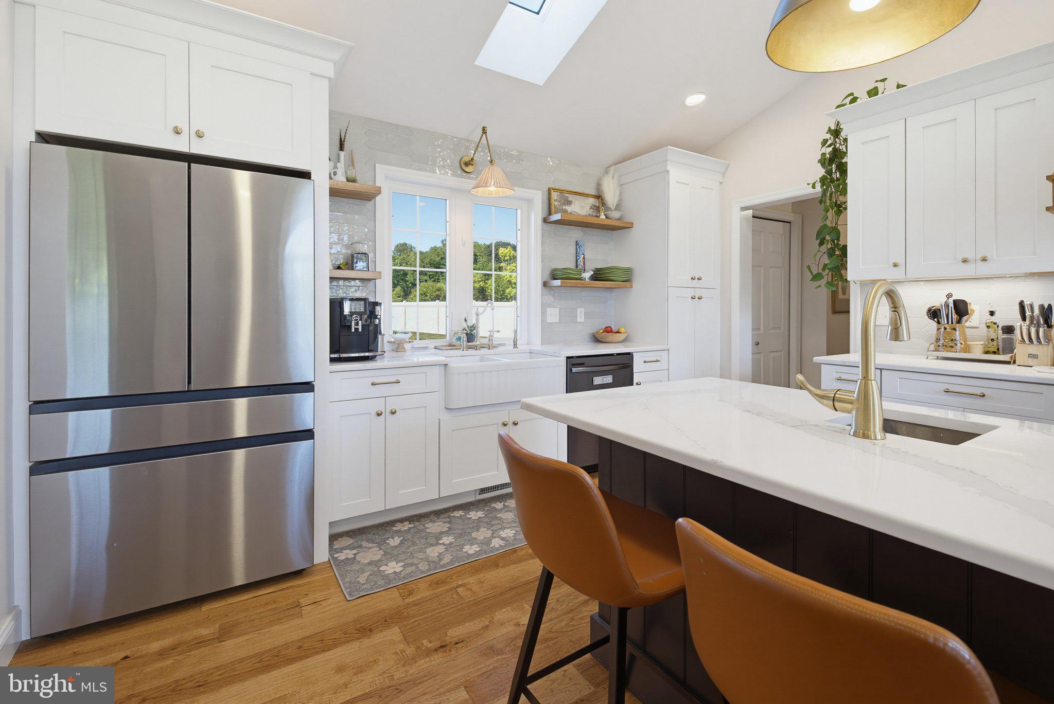 TANGLEWOOD MANOR N - Residential