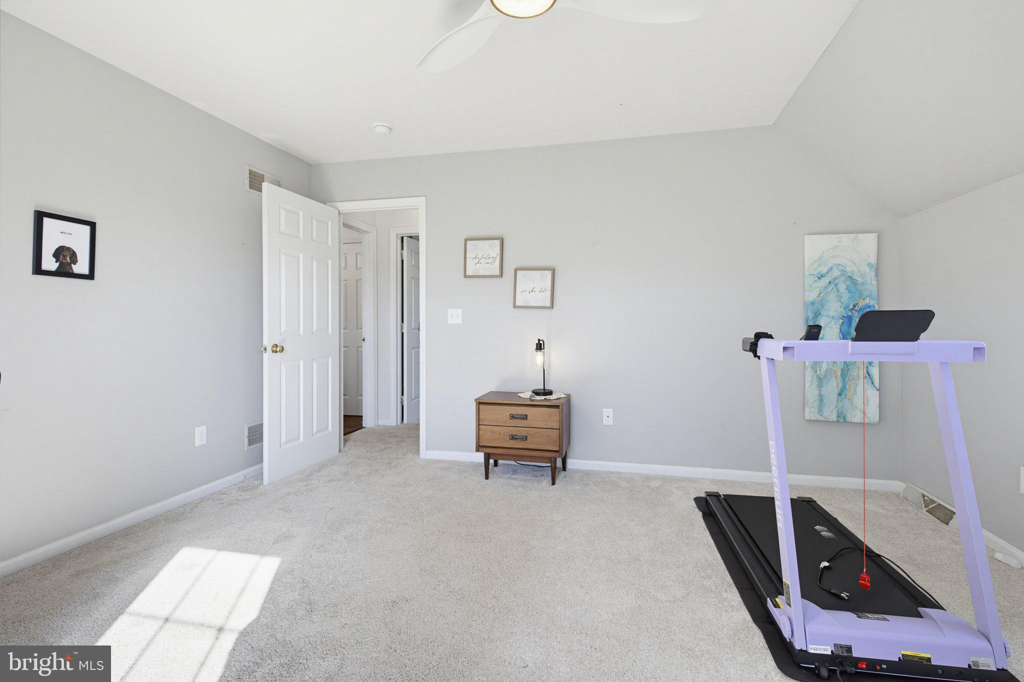 TANGLEWOOD MANOR N - Residential