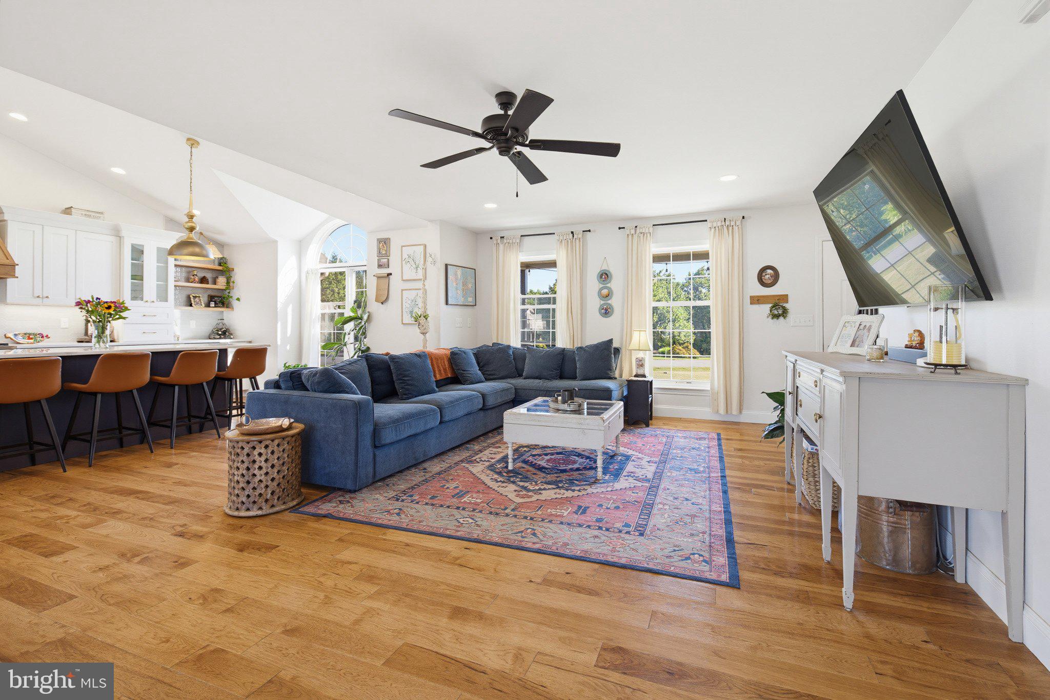 TANGLEWOOD MANOR N - Residential