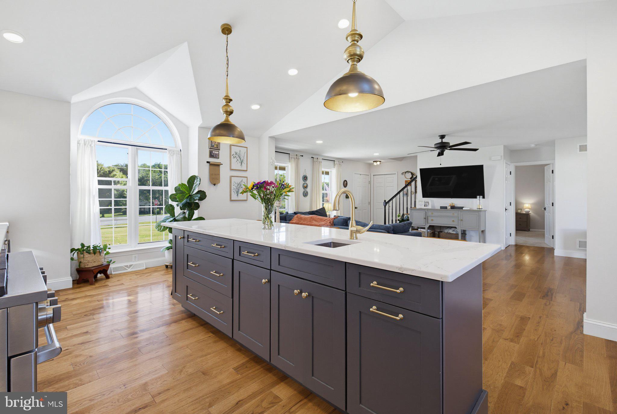 TANGLEWOOD MANOR N - Residential
