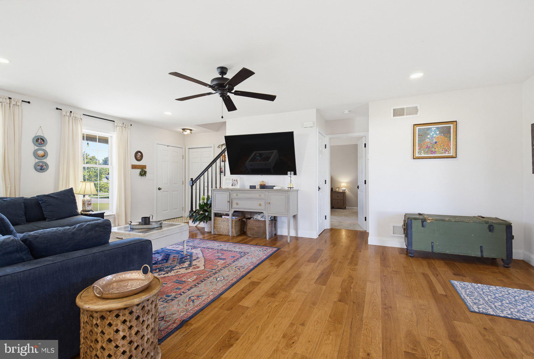 TANGLEWOOD MANOR N - Residential