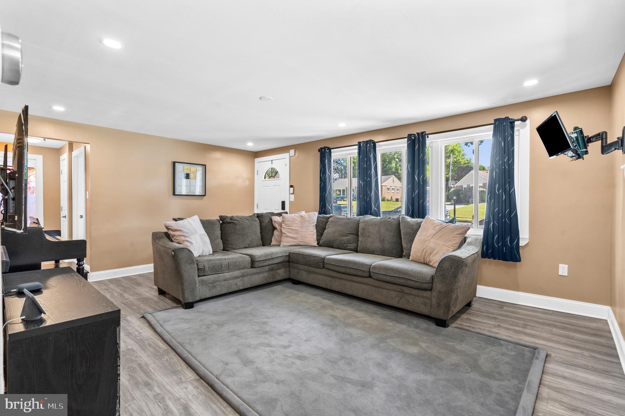 BRIDGEWATER FARMS - Residential