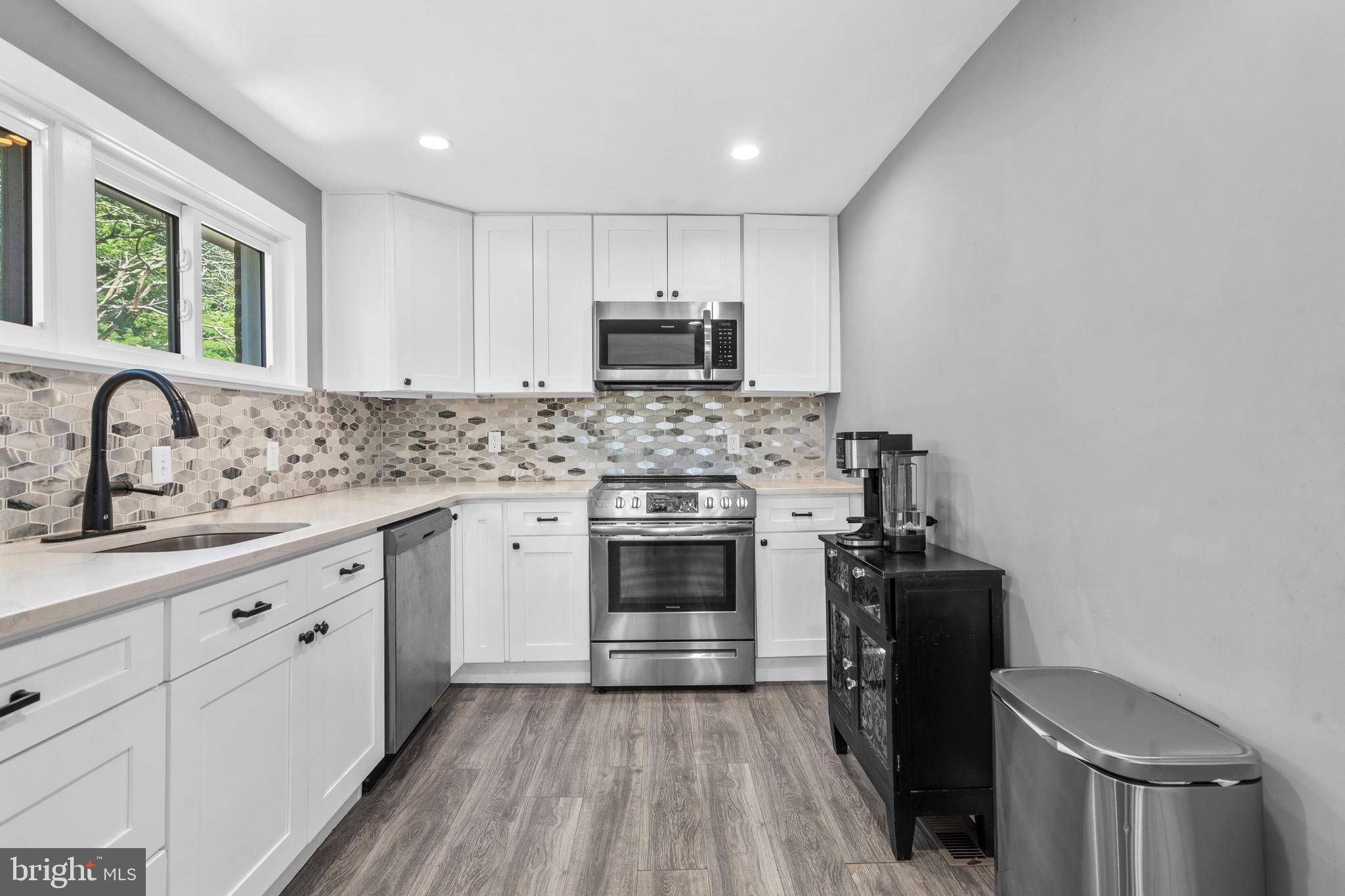 BRIDGEWATER FARMS - Residential