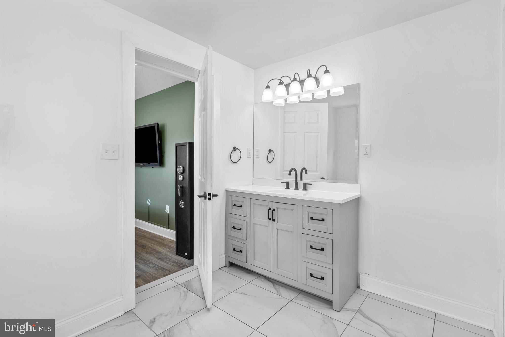 BRIDGEWATER FARMS - Residential