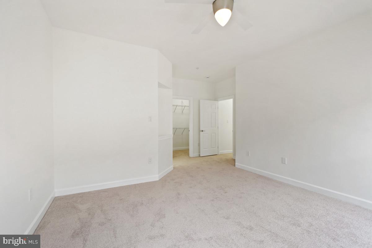 QUINCE ORCHARD PARK - Residential