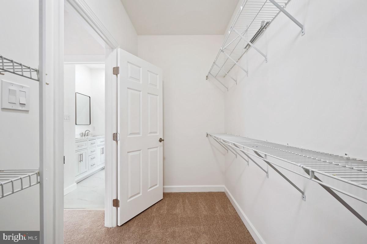 QUINCE ORCHARD PARK - Residential