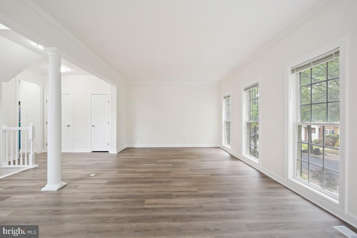 QUINCE ORCHARD PARK - Residential