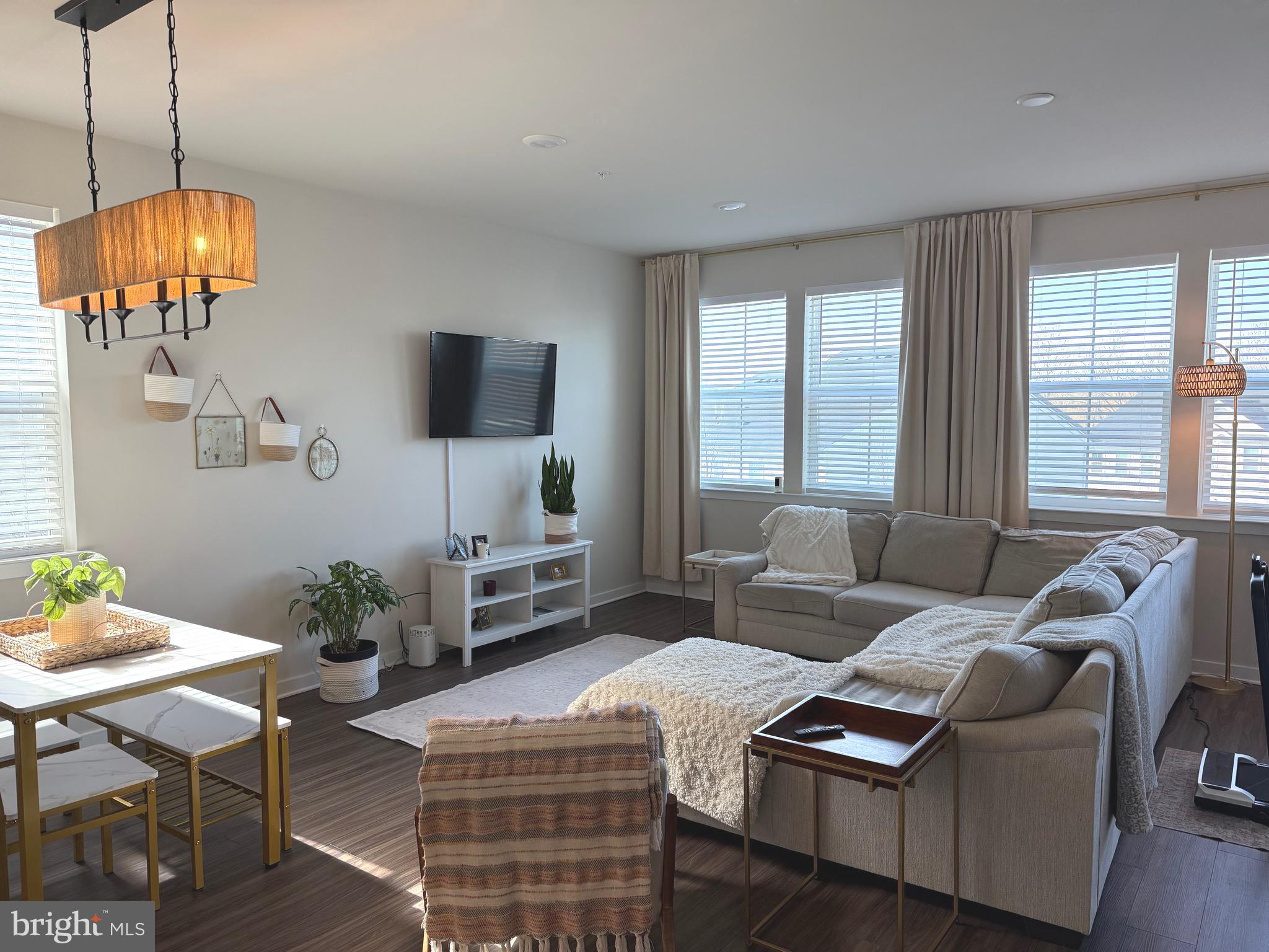 CLOVER MILL - Residential