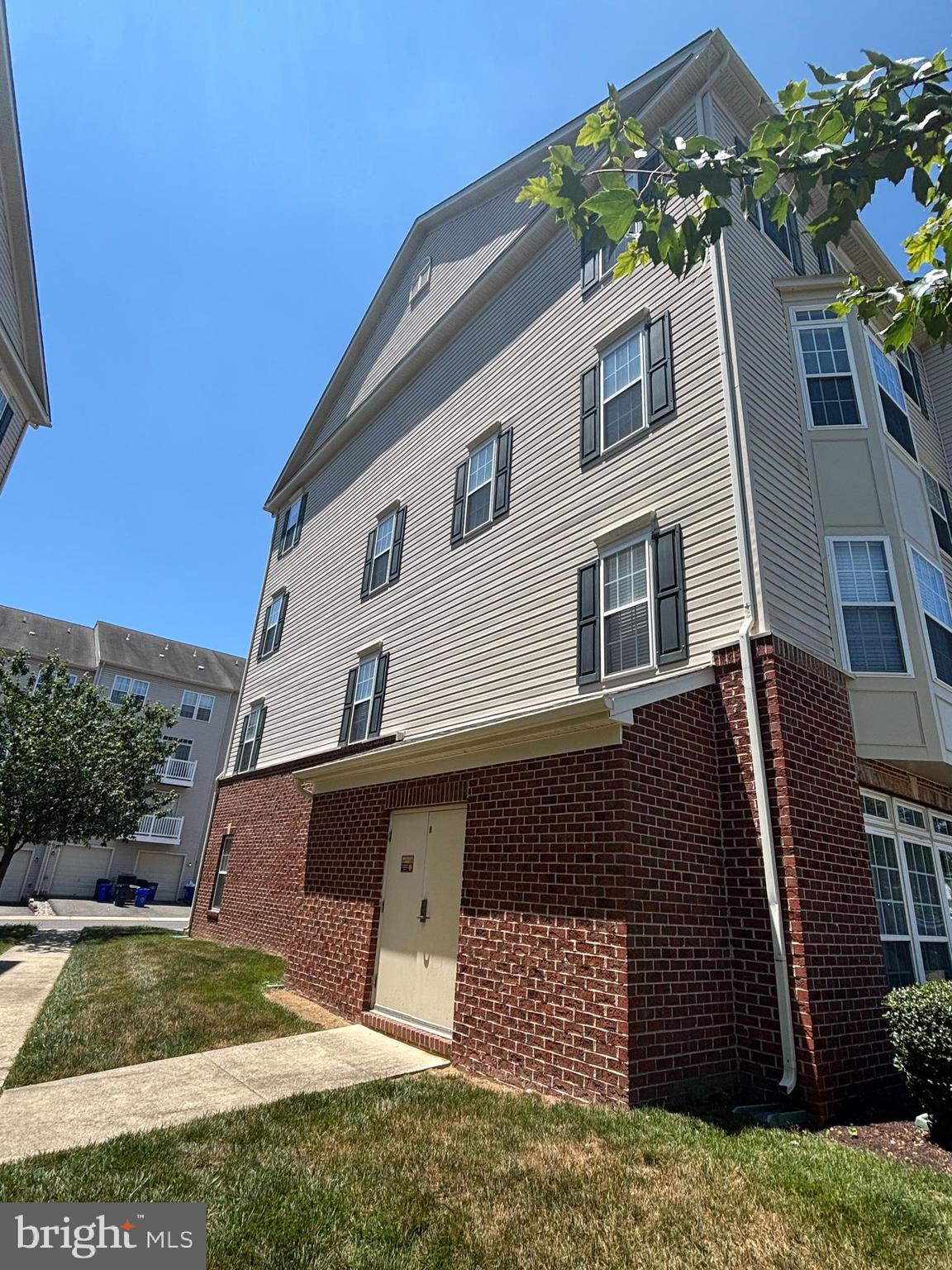 RICHFIELD STATION VILLAGE - Residential