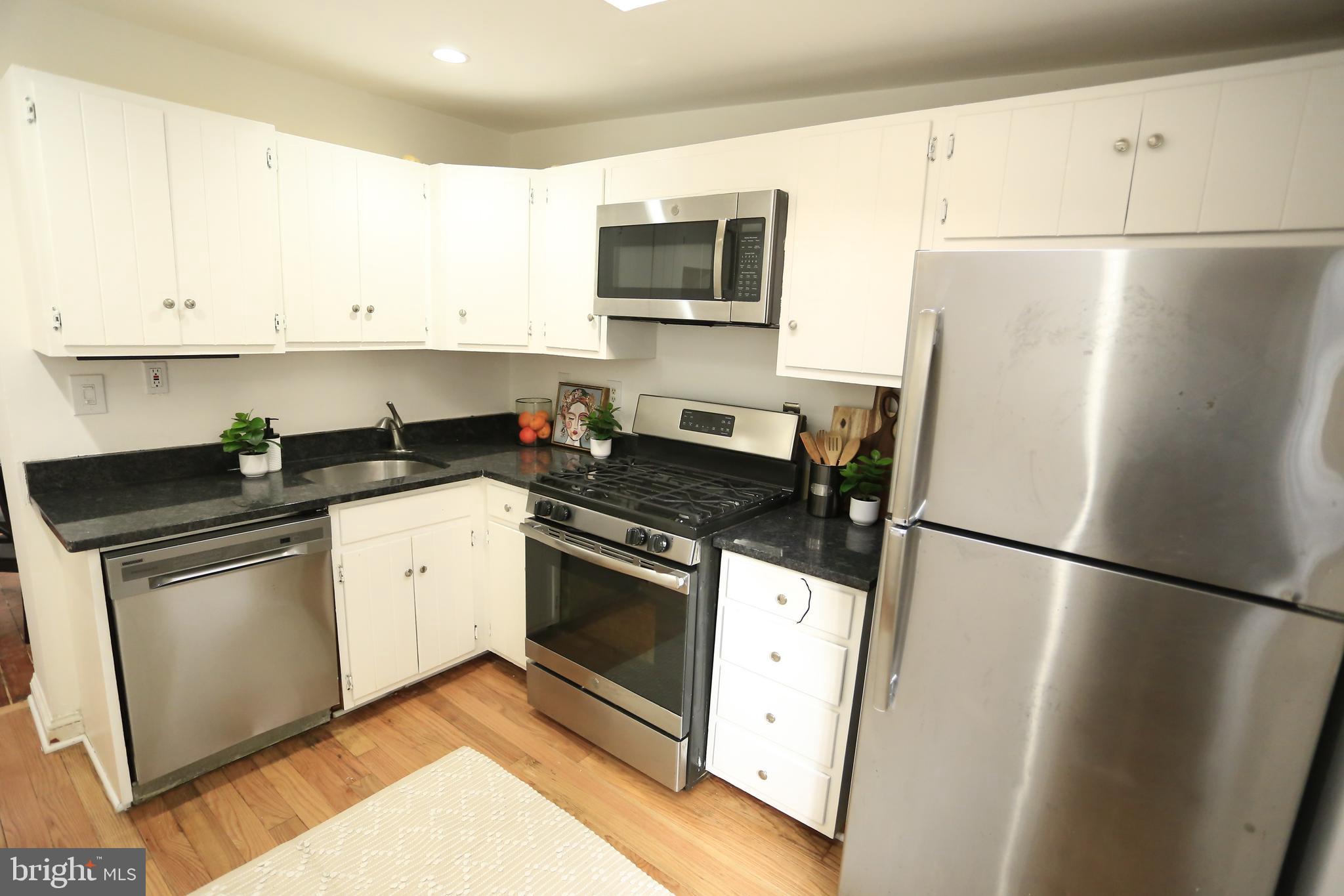FEDERAL HILL HISTORIC DISTRICT - Residential Lease