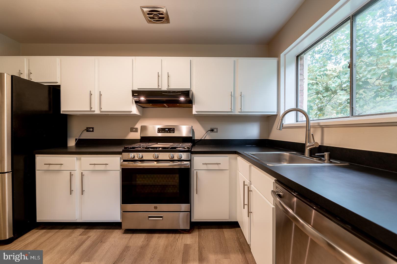 PARKSIDE CONDOMINIUMS - Residential