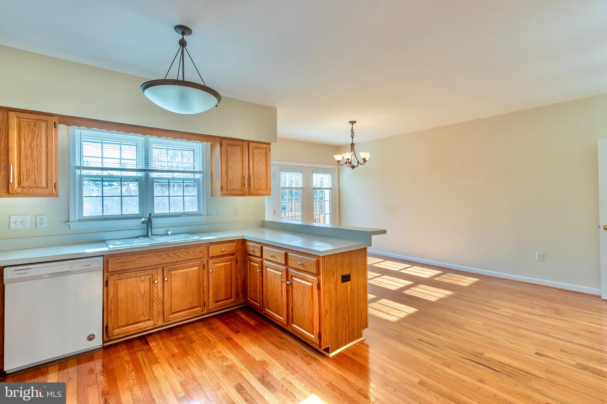 KINGSTOWNE - Residential Lease