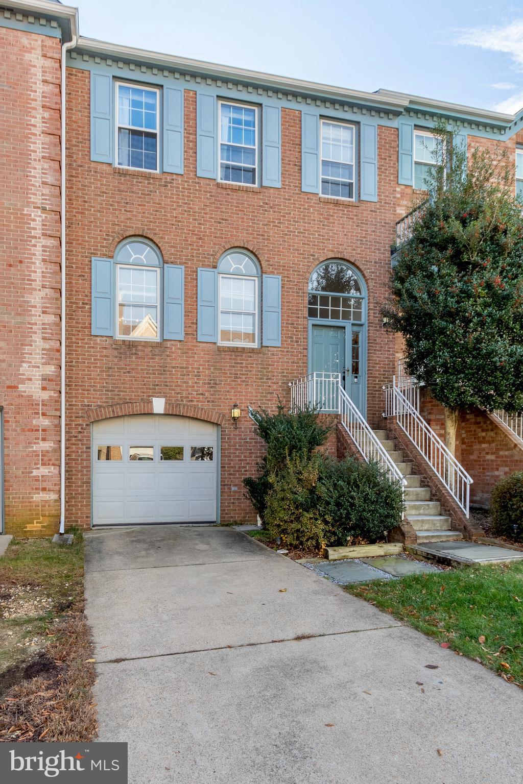 KINGSTOWNE - Residential Lease