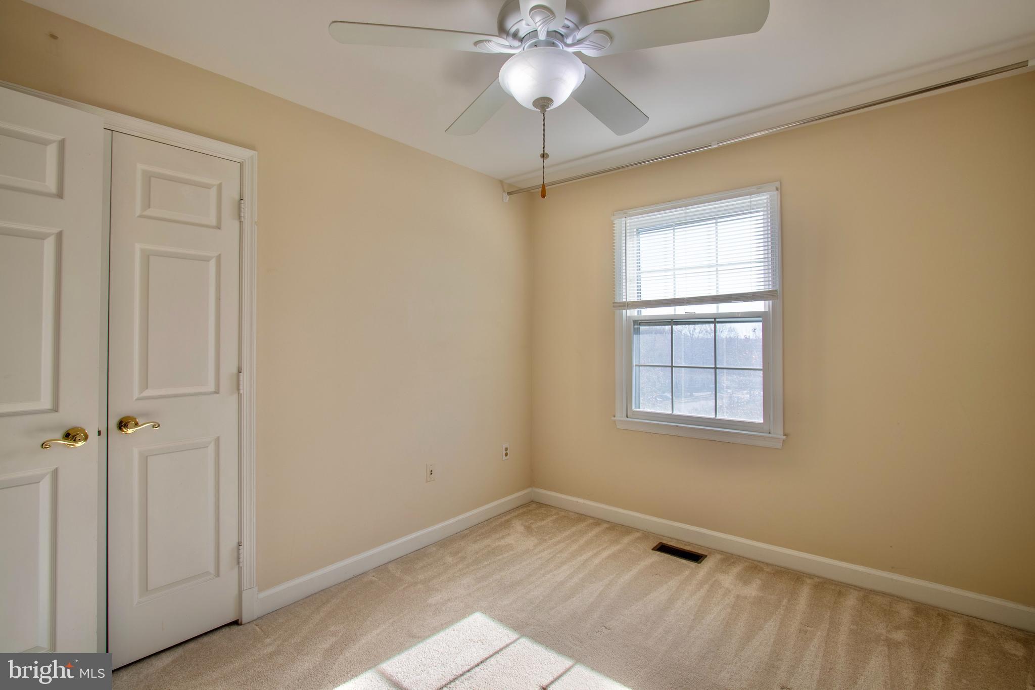 KINGSTOWNE - Residential Lease