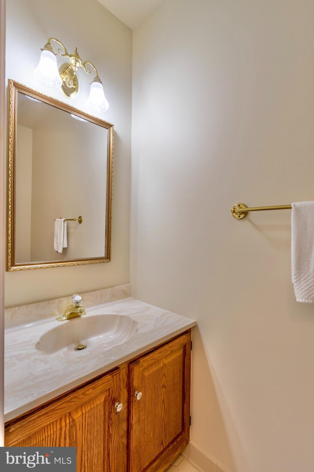 KINGSTOWNE - Residential Lease