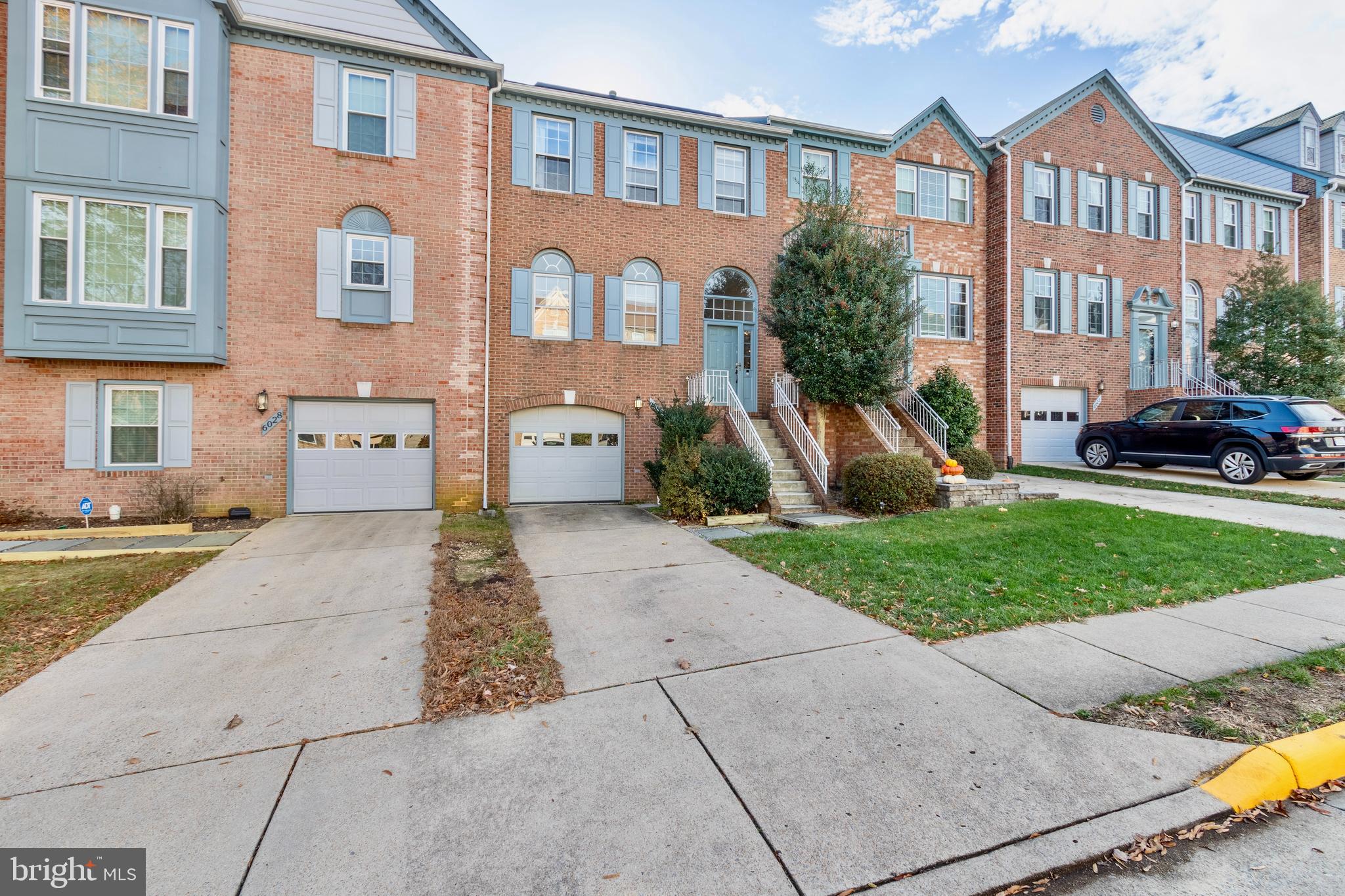 Luxury TH with 1 car garage in a desired Kingstowne Community. Take advantage of the lower electricity bill. Solar panel and Tesla charger. Gleaming hardwood floors can be found in the foyer and up the stairs leading to the upper level and crown molding flows throughout the living and dining rooms. The open kitchen has a breakfast bar, and a large dining area with a door leading out to a super deck overlooking a treed common area. The living room offers Palladian windows that flood the space with natural light. Upstairs, the master bedroom boasts a vaulted ceiling, a size able walk-in closet, and master bath. The lower level offers a terrific recreation room with a welcoming fireplace, a half bath, laundry, and a sliding glass door leading out the fenced backyard with a patio. Great location for commuter. Community amenities include pool and clubhouse.
