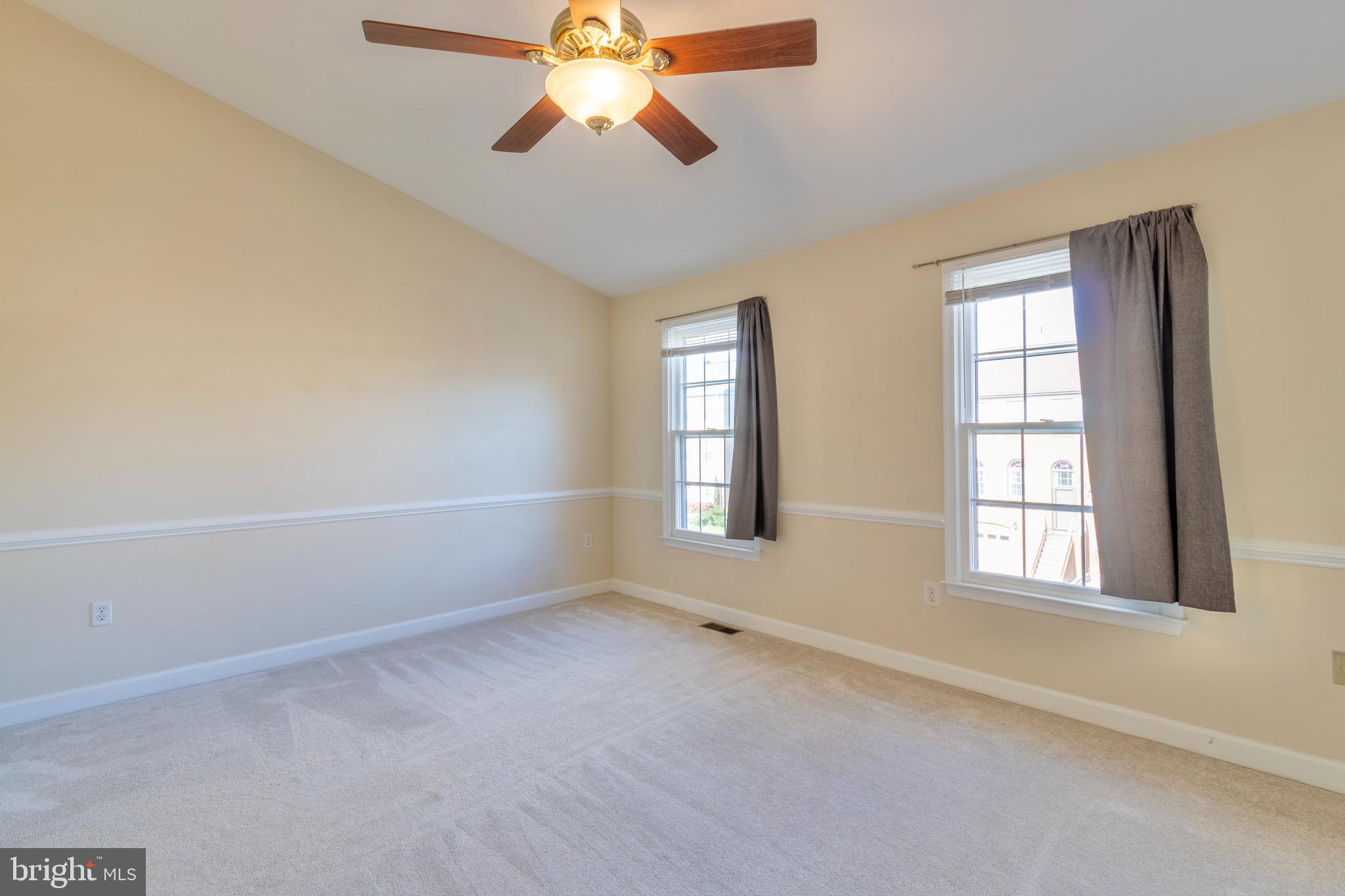 KINGSTOWNE - Residential Lease