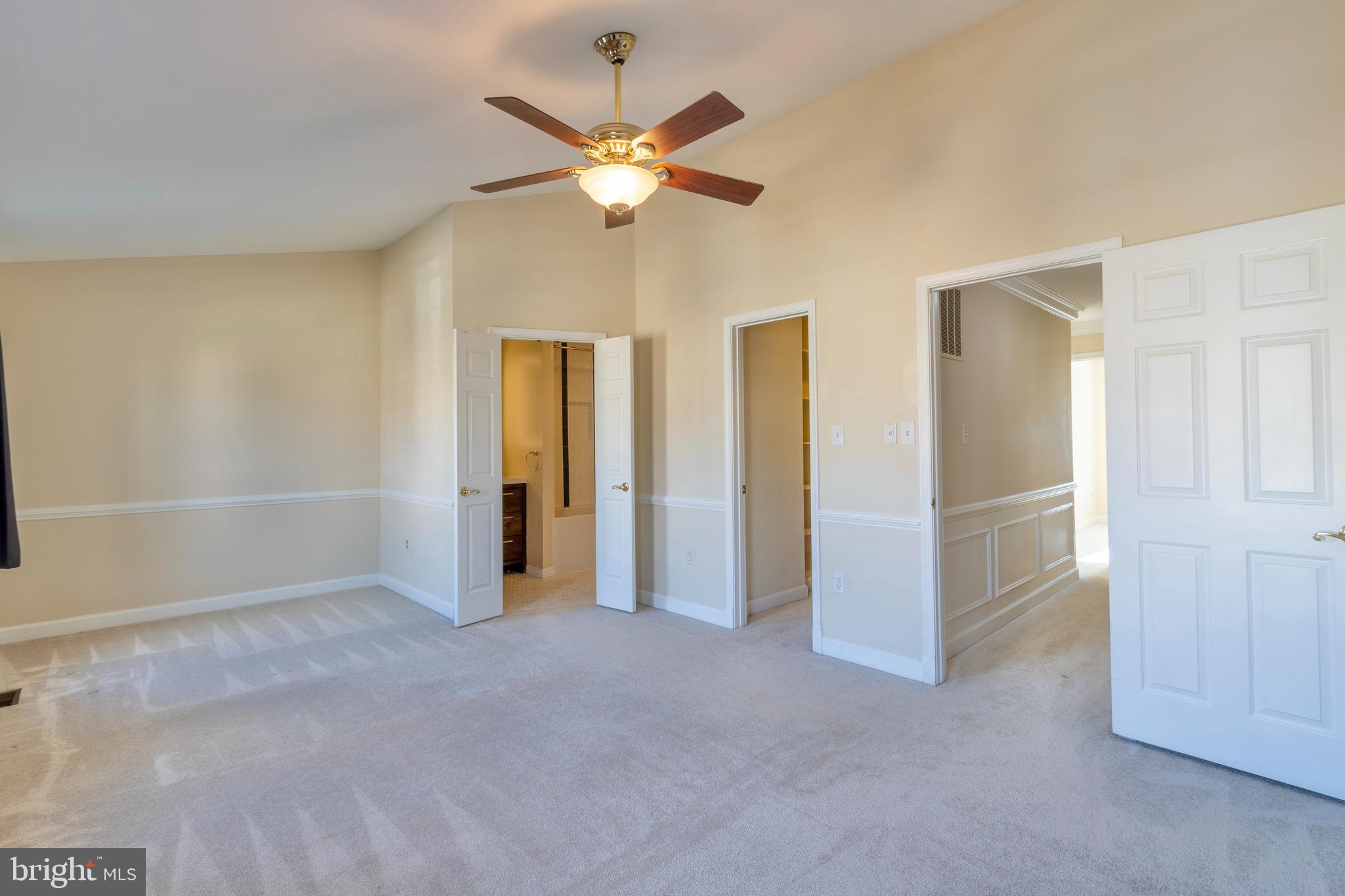 KINGSTOWNE - Residential Lease