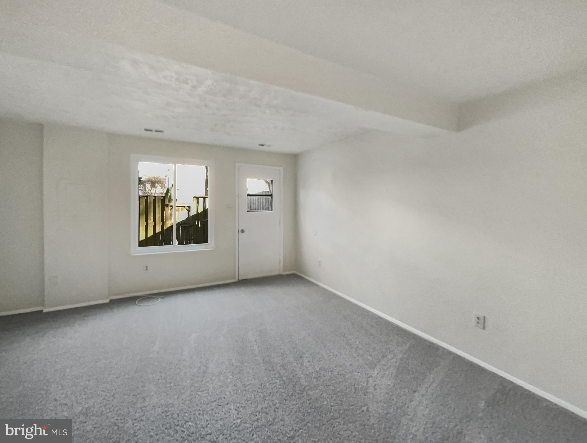 HUNINGTON RIDGE - Residential