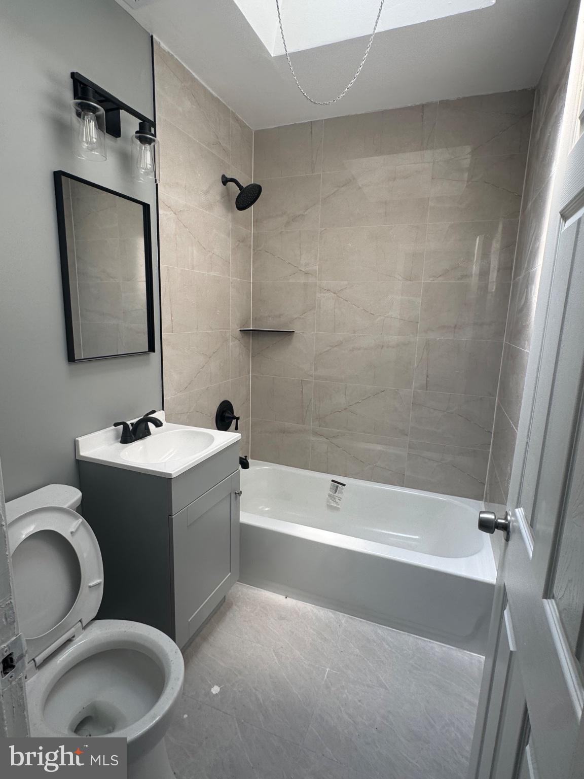 MAYFAIR - Residential