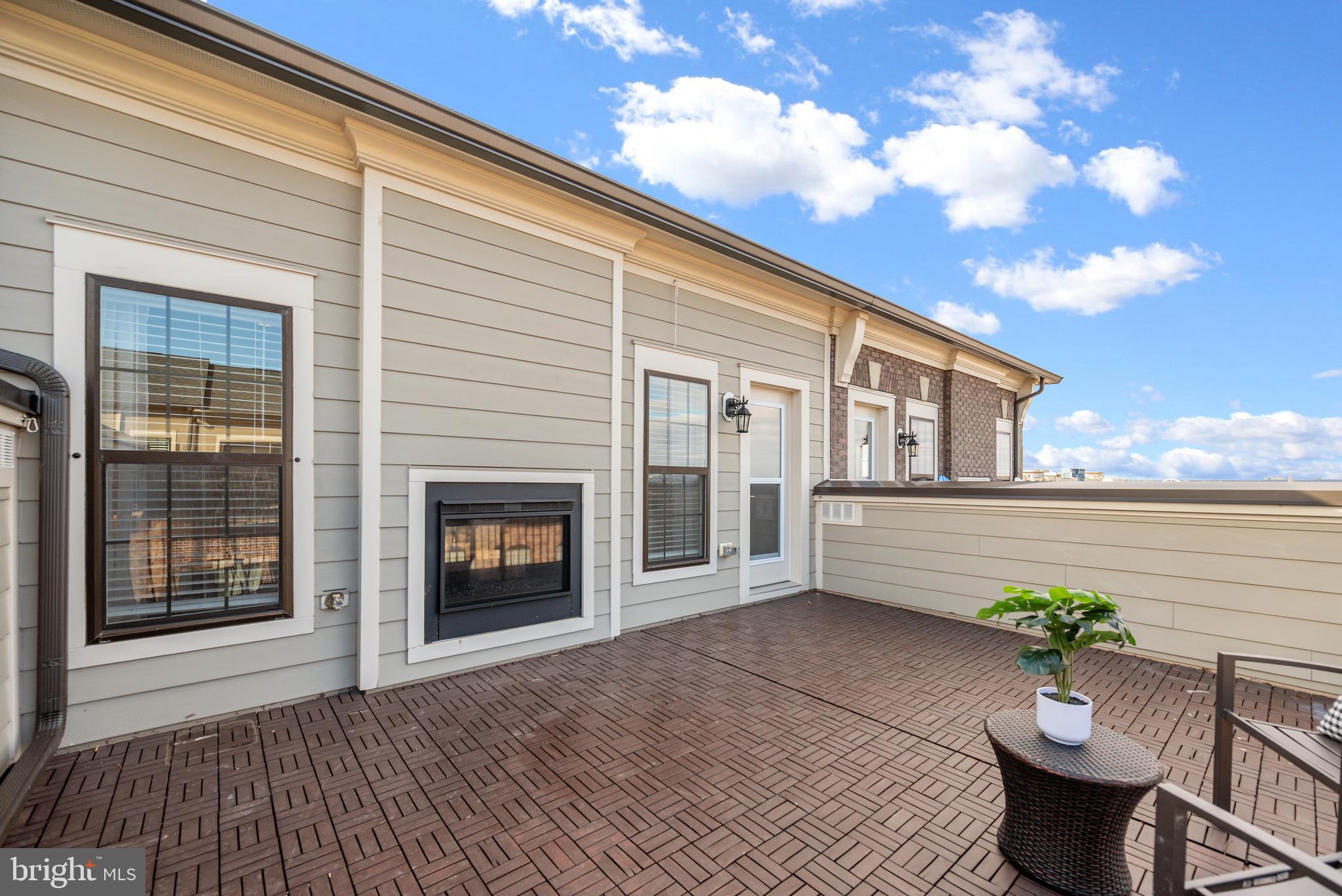 POTOMAC OVERLOOK CONDO - Residential