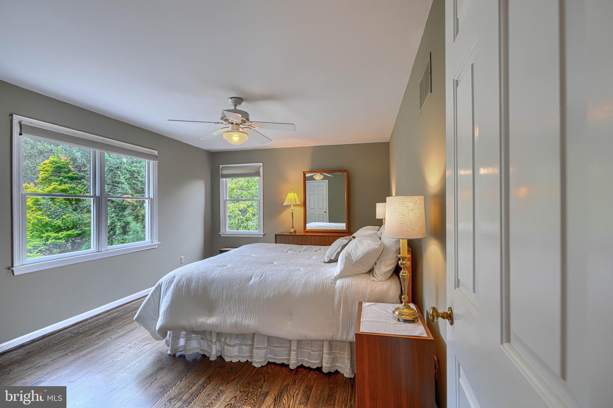 MANDOLAY - Residential