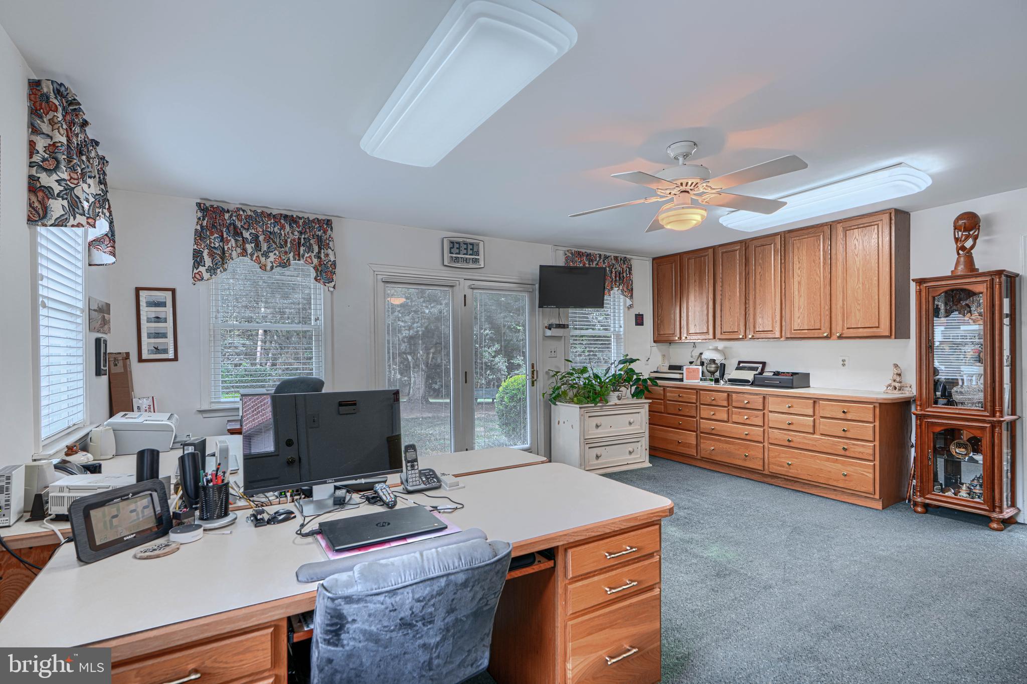 MANDOLAY - Residential