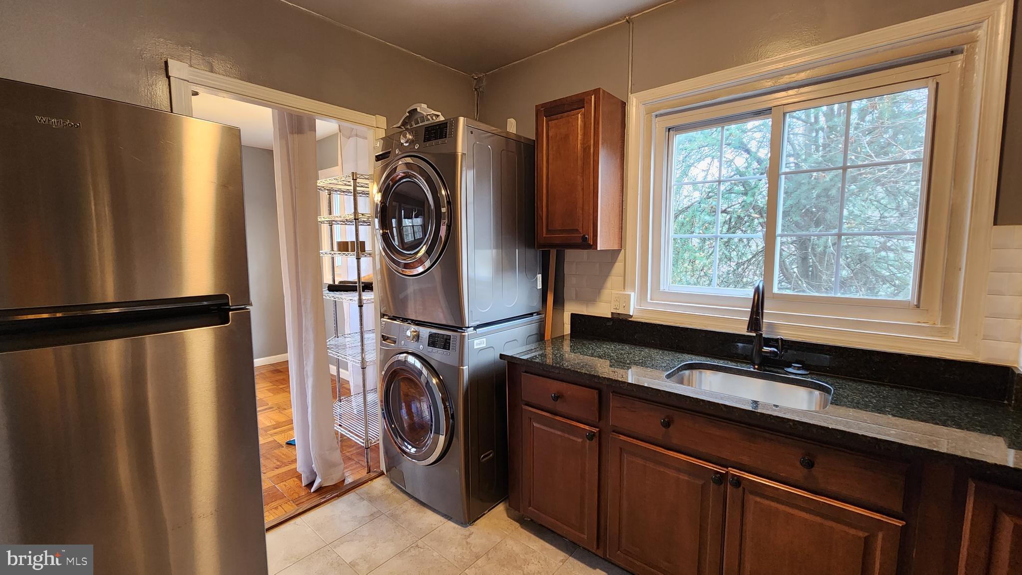 PARKFAIRFAX - Residential Lease