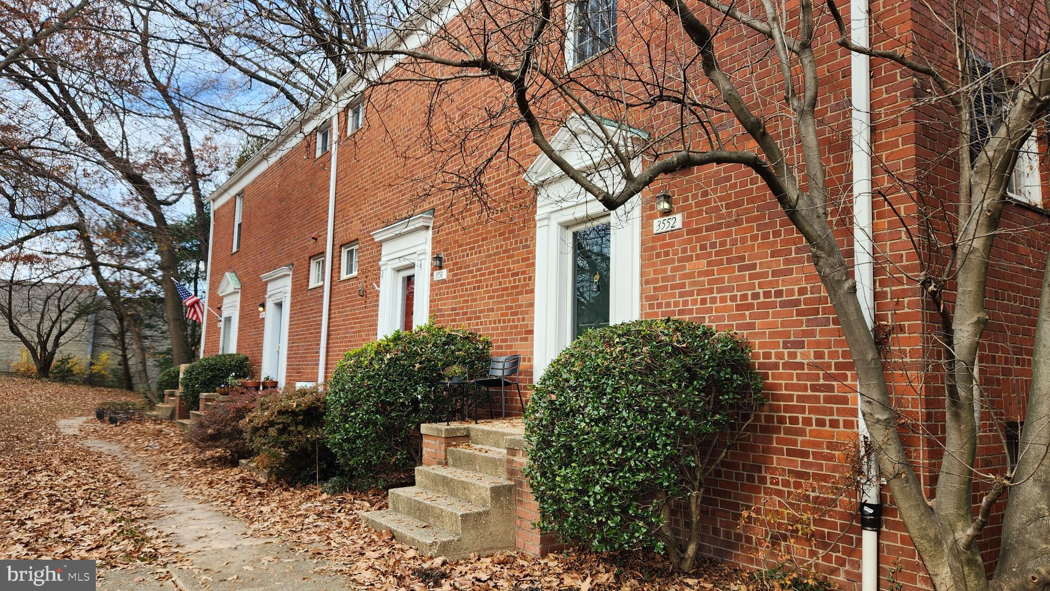PARKFAIRFAX - Residential Lease
