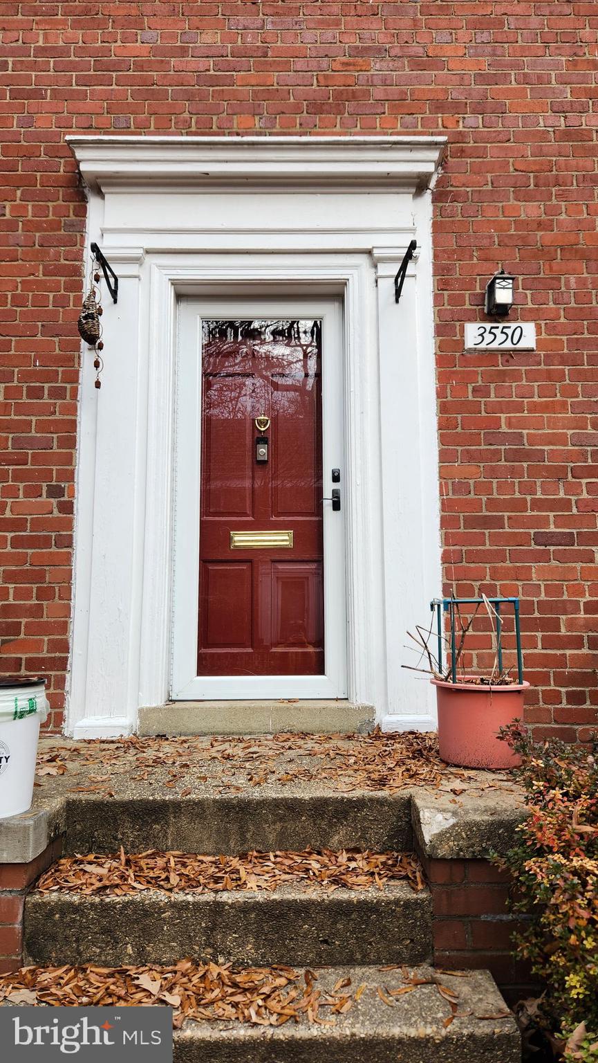 PARKFAIRFAX - Residential Lease