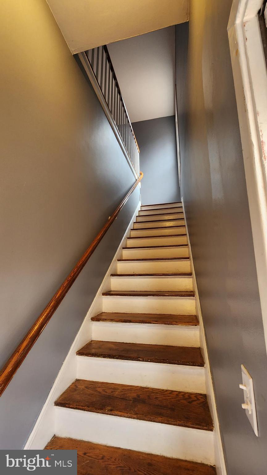PARKFAIRFAX - Residential Lease
