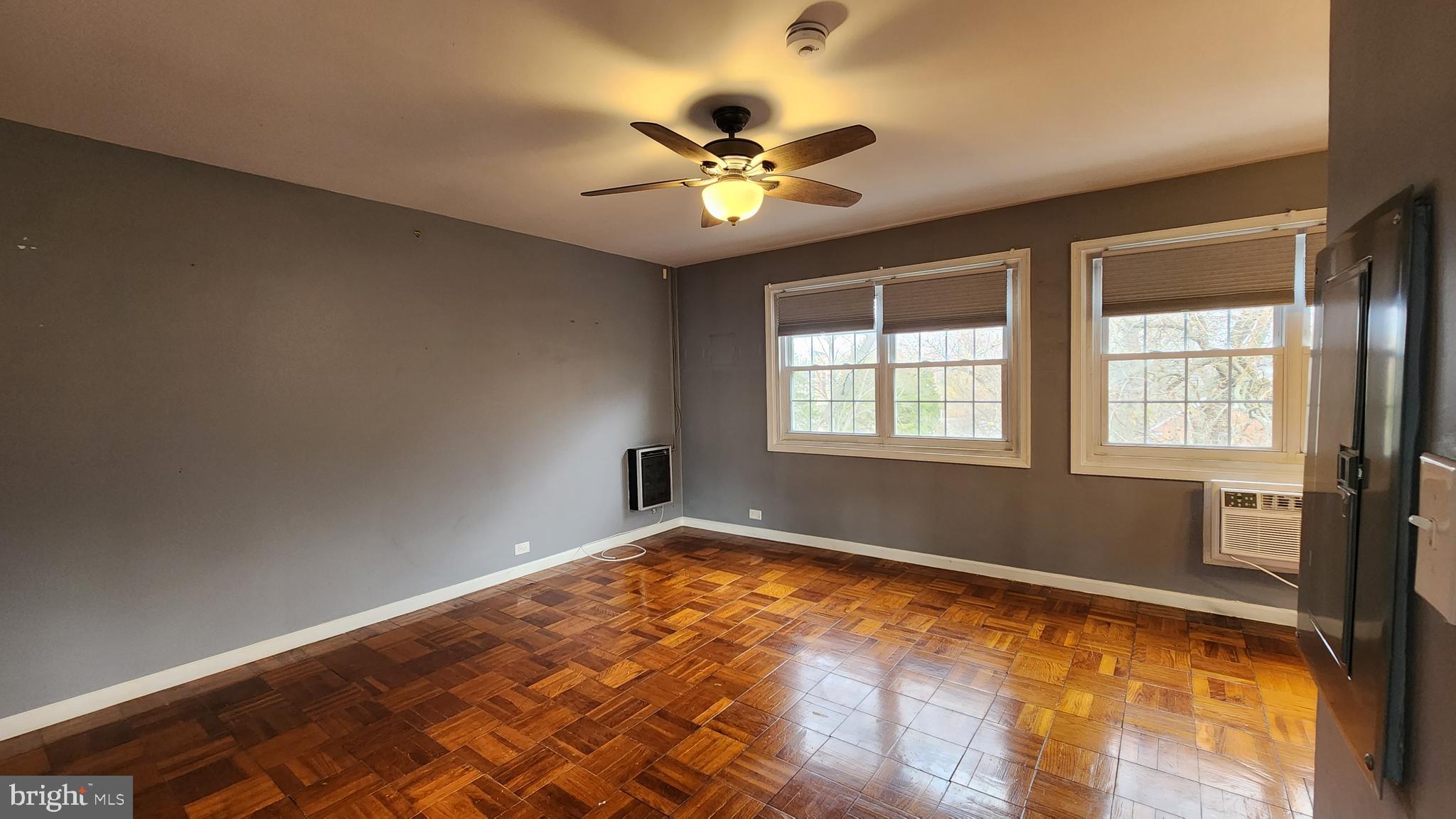 PARKFAIRFAX - Residential Lease