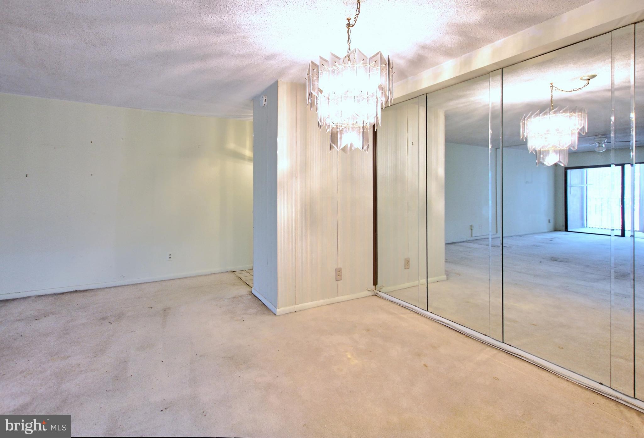 RACQUET CLUB - Residential