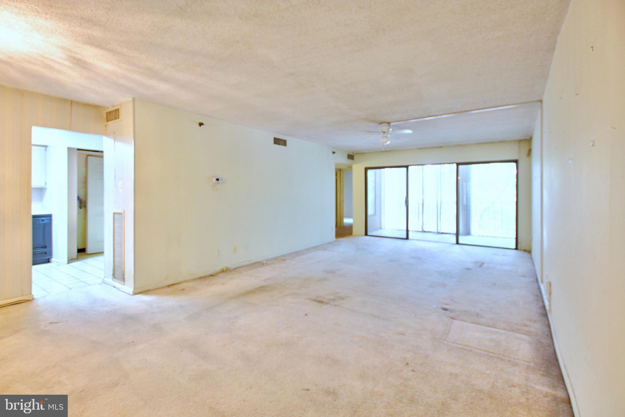 RACQUET CLUB - Residential